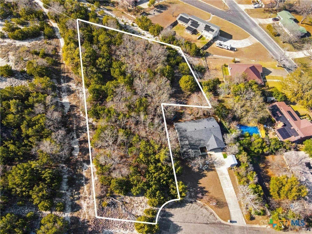 0.92 acres in Bell County - photo 5