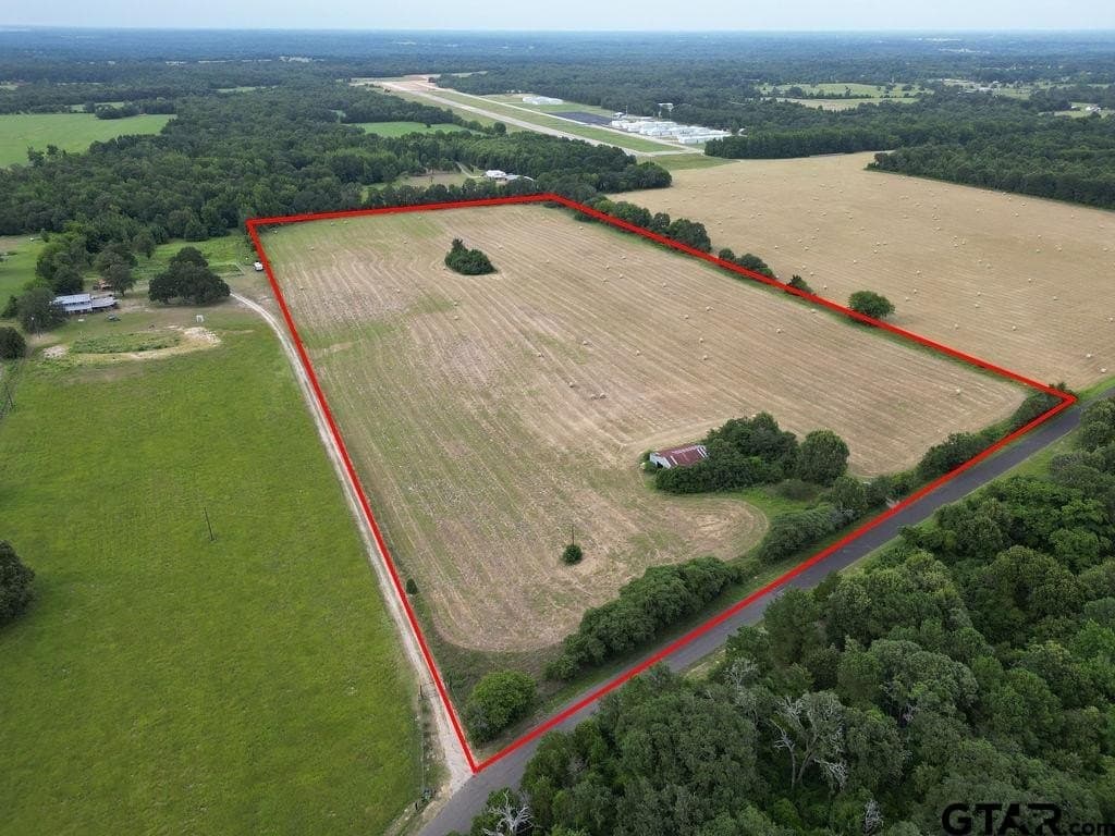 28.31 Acres CR 2330