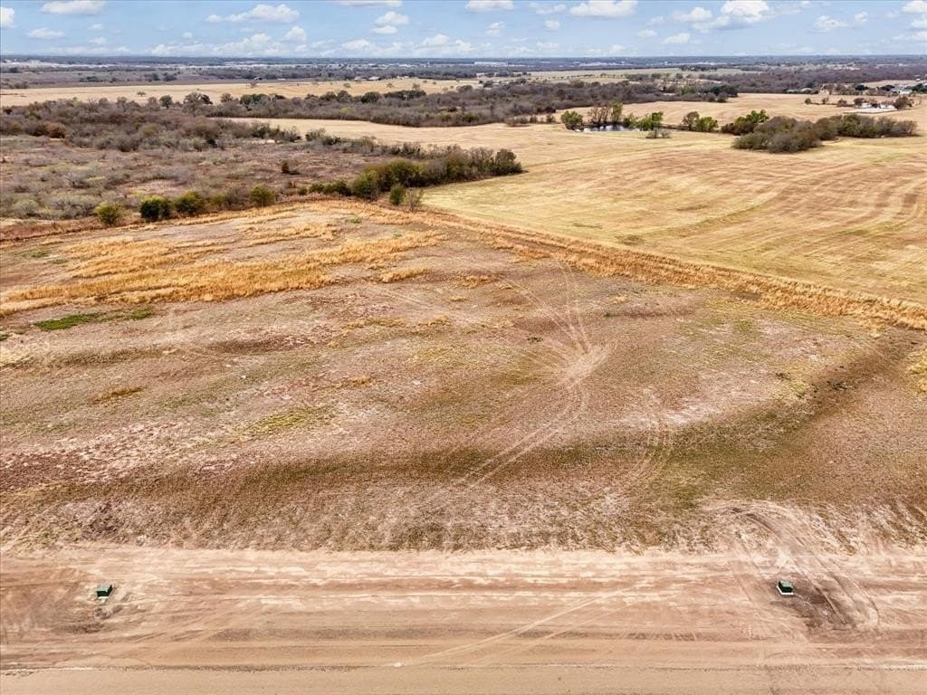 2.57 acres in McLennan County - photo 2