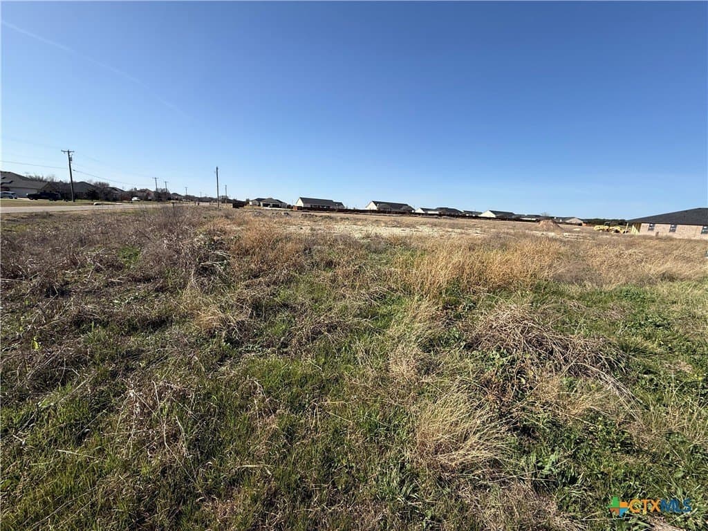 0.75 acres in Bell County - photo 4