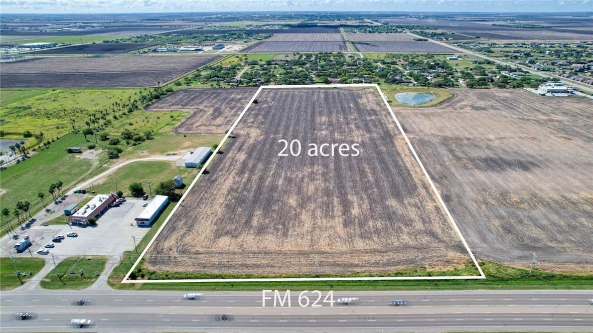 20 acres in Nueces County - photo 3