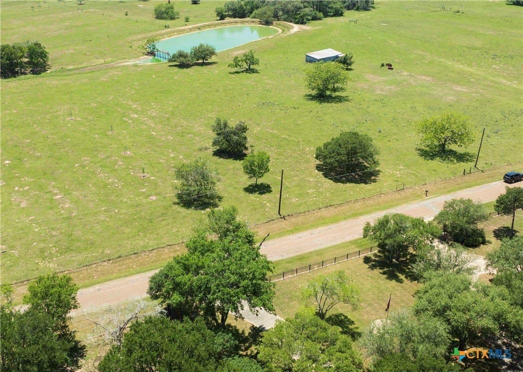 2 acres in Lavaca County - photo 3