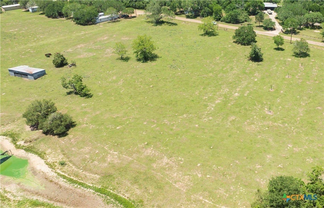 2 acres in Lavaca County - photo 5