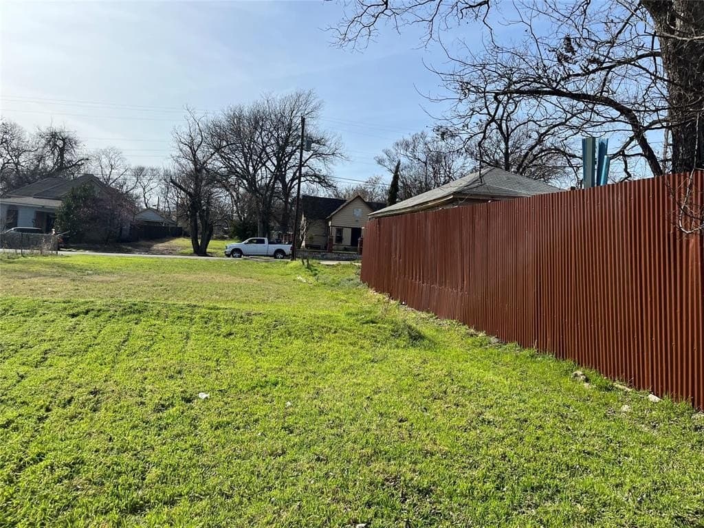 0.14 acres in Dallas County - photo 2