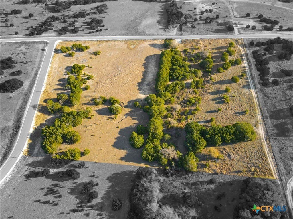 Shin Oak / Mourning Dove Drive lot: 62