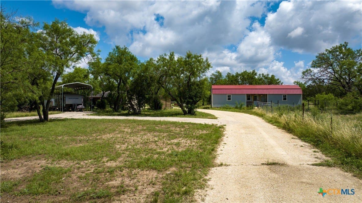 17.15 acres in Bandera County - photo 3