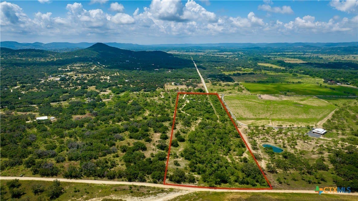 17.15 acres in Bandera County - photo 2
