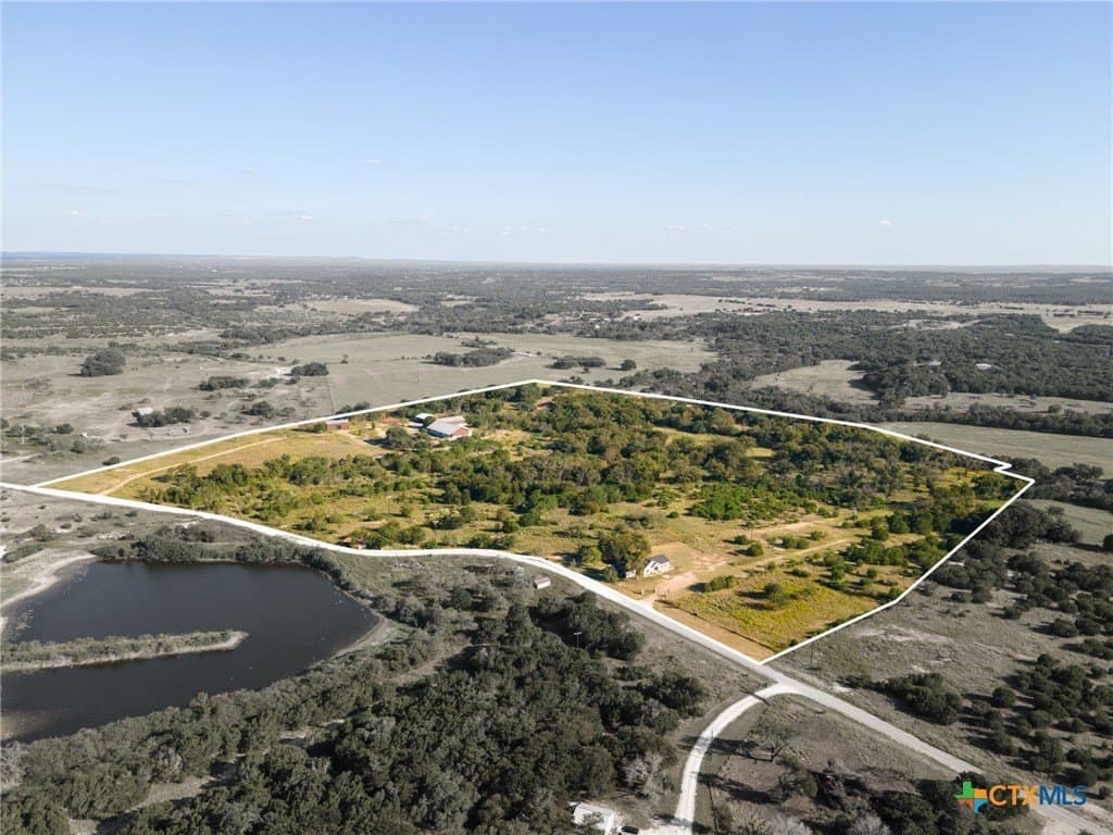 29.6 acres in Lampasas County - photo 2
