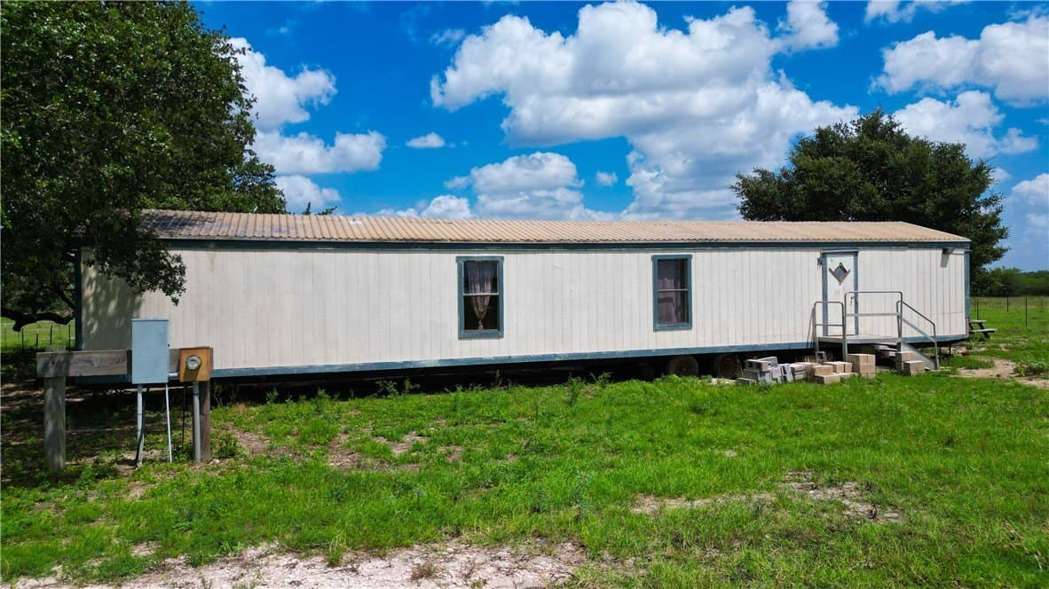 69.93 acres in Bee County - photo 10