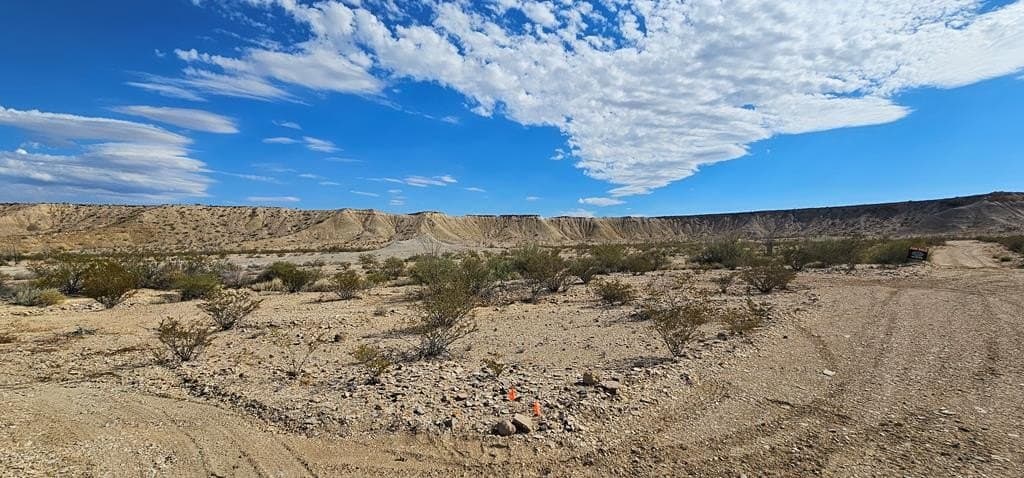 5 acres in Brewster County - photo 4