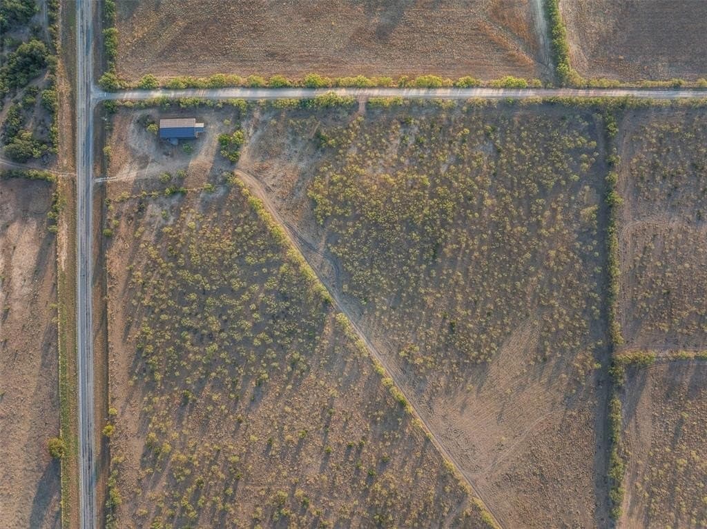 10 acres in McCulloch County - photo 4