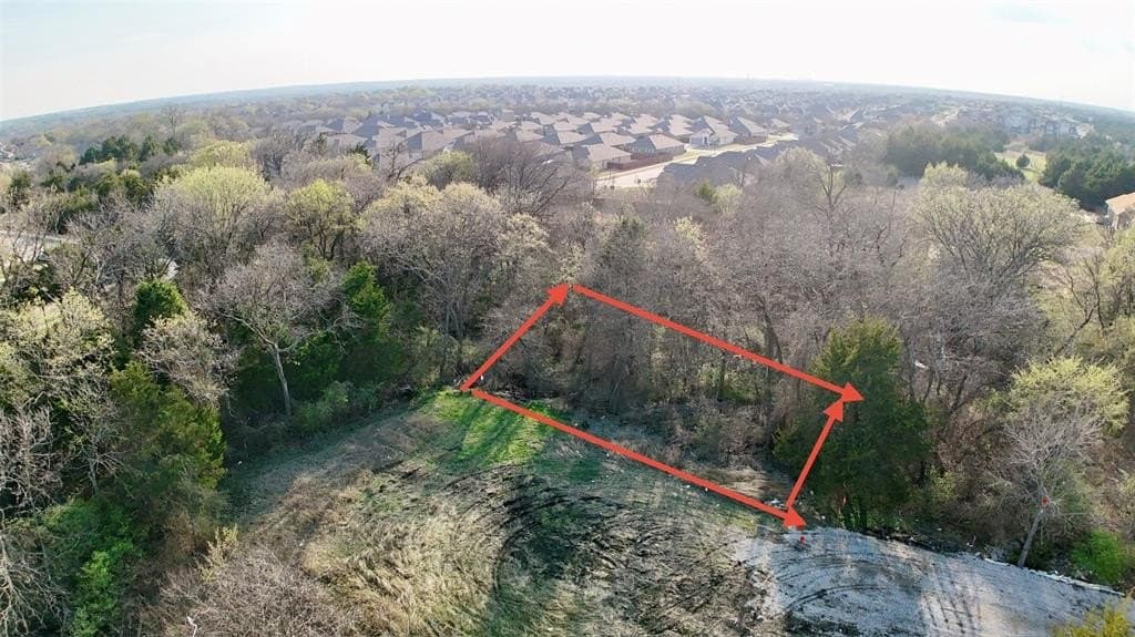 0.32 acres in Ellis County - photo 3