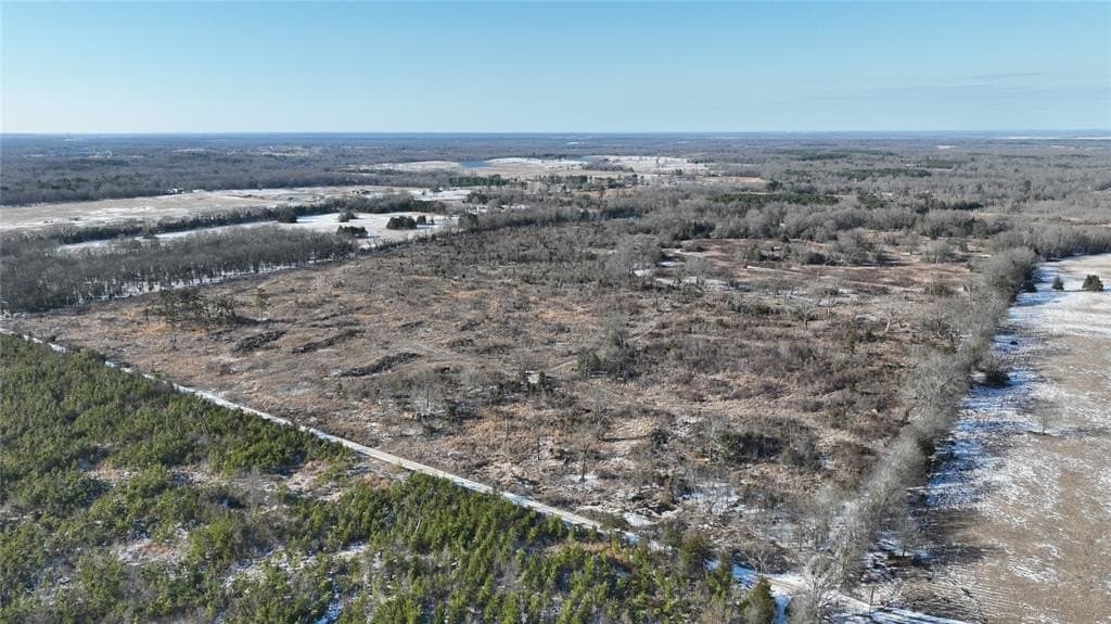 566.67 acres in Red River County - photo 14