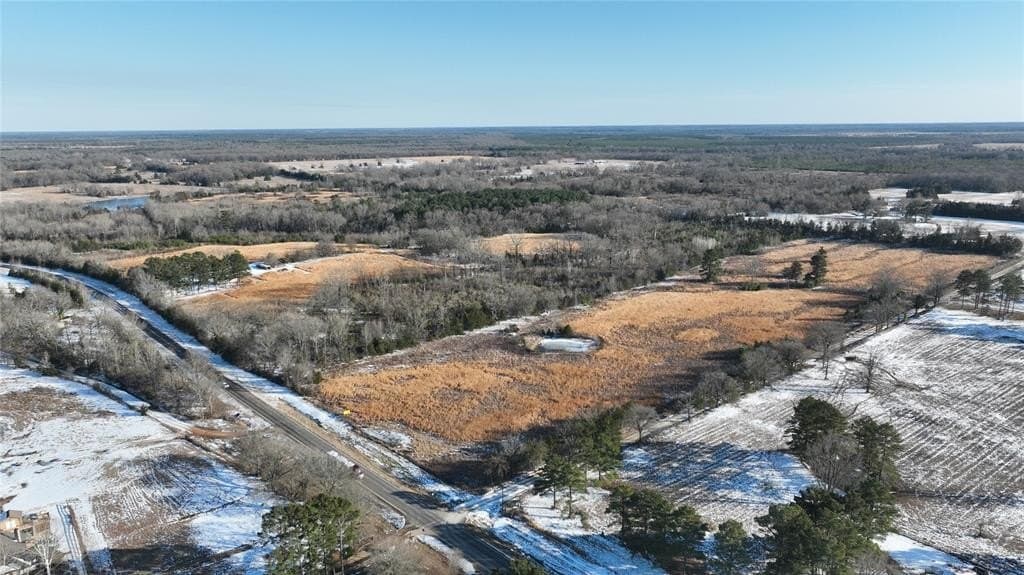 566.67 acres in Red River County - photo 11