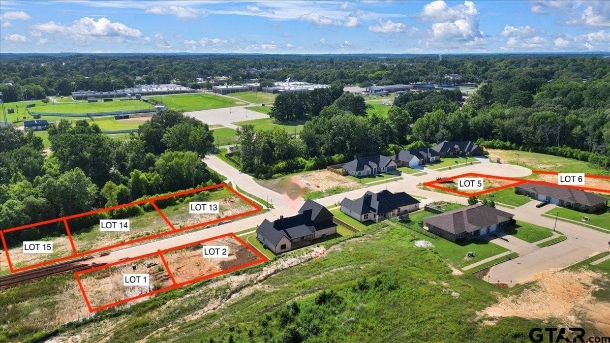 0.23 acres in Smith County - photo 3