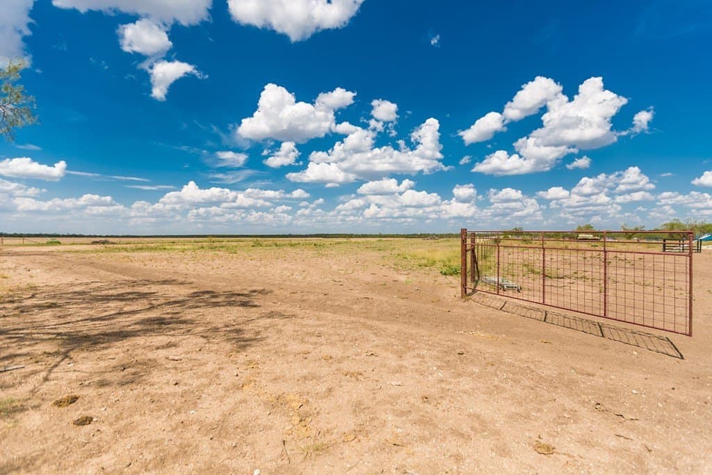 311 acres in Runnels County - photo 28