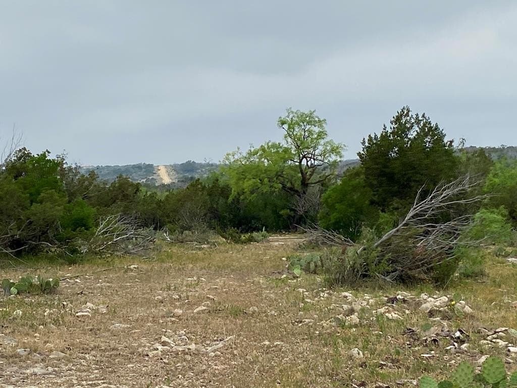 356.67 acres in Val Verde County - photo 61