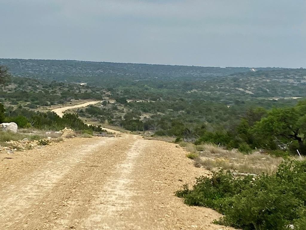 356.67 acres in Val Verde County - photo 49