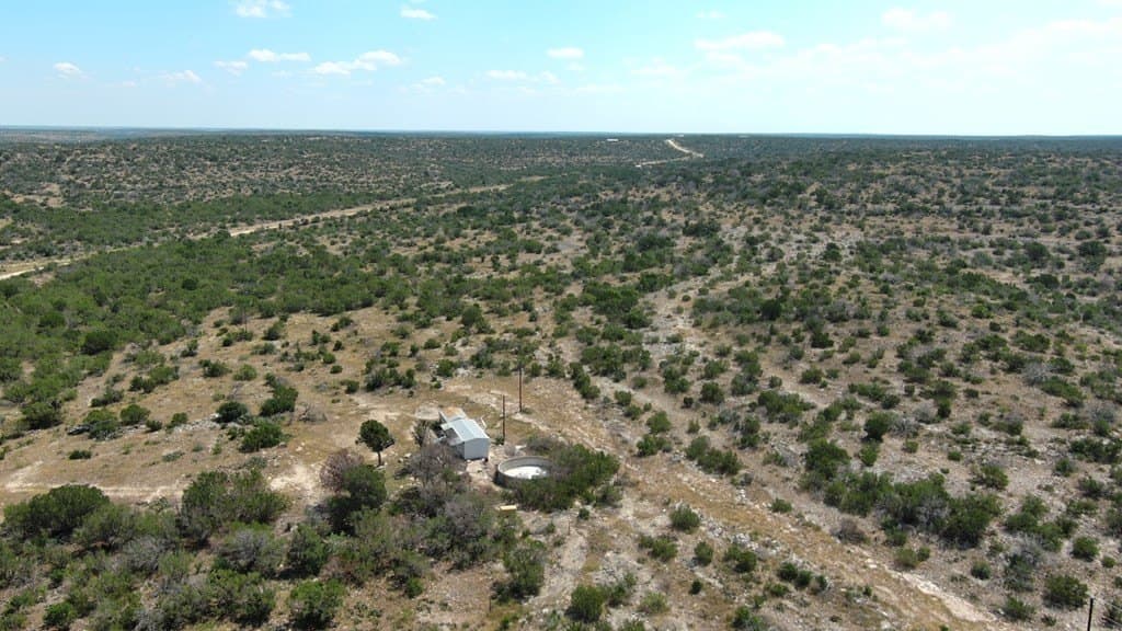 356.67 acres in Val Verde County - photo 5
