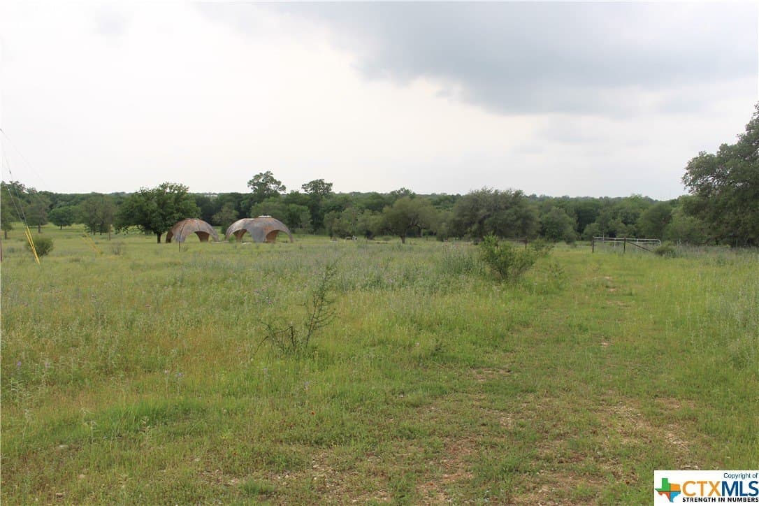35.77 acres in Guadalupe County - photo 9