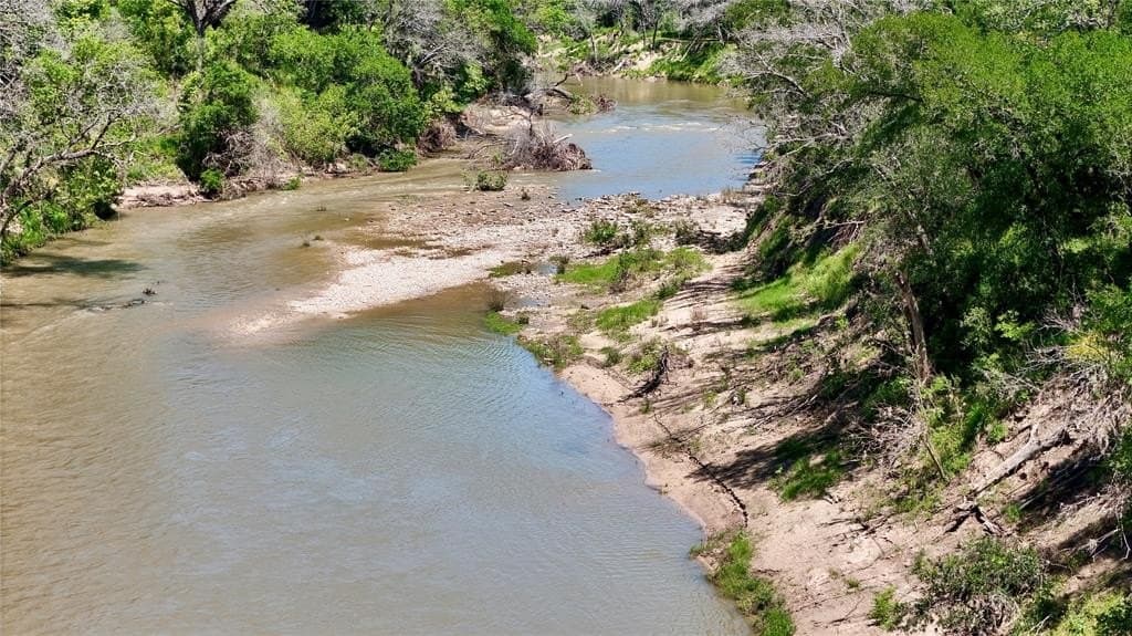 20 acres in Bosque County - photo 2