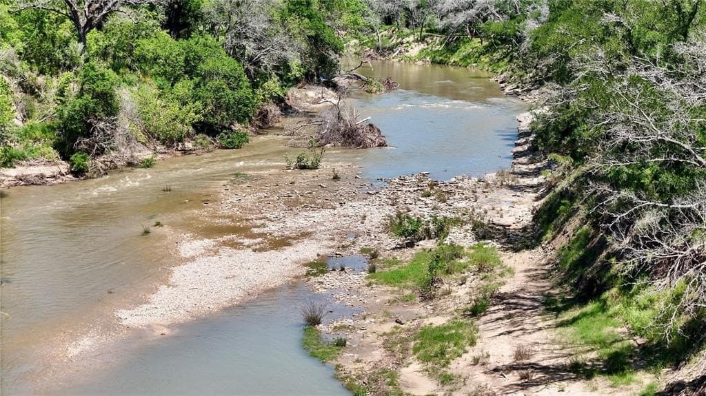 20 acres in Bosque County - photo 5