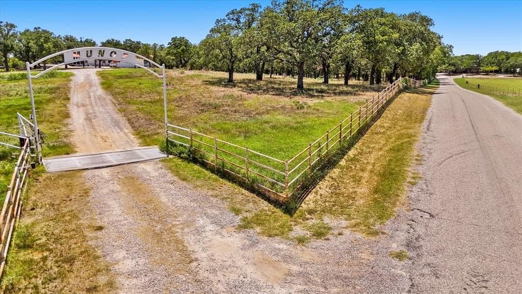 33.77 acres in Wise County - photo 12
