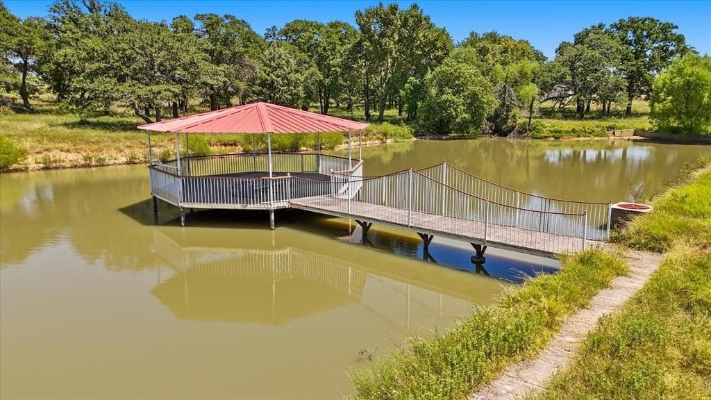 33.77 acres in Wise County - photo 4