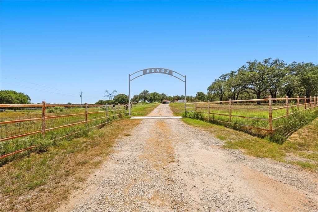 33.77 acres in Wise County - photo 3