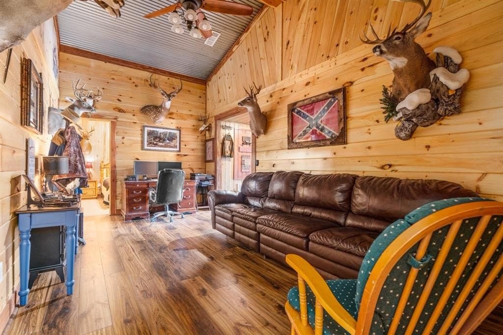 20 acres in Freestone County - photo 25