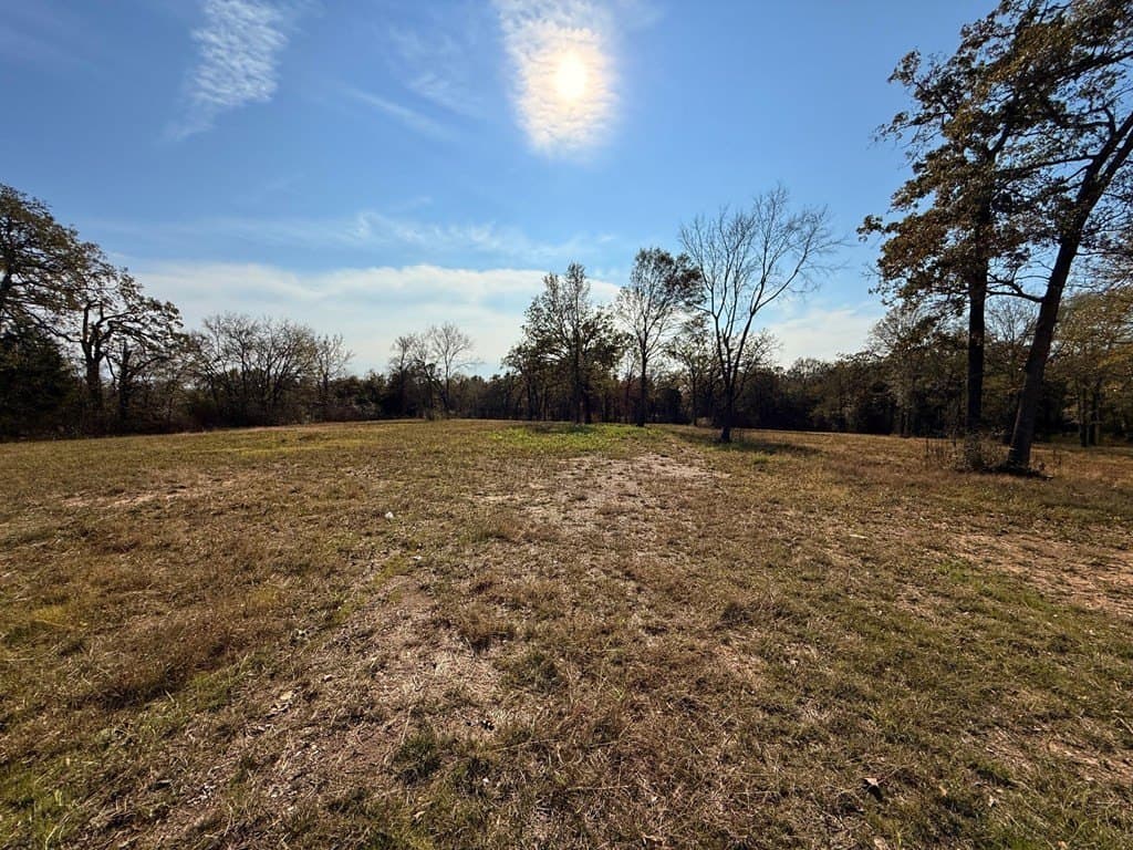 5.66 acres in Henderson County - photo 2