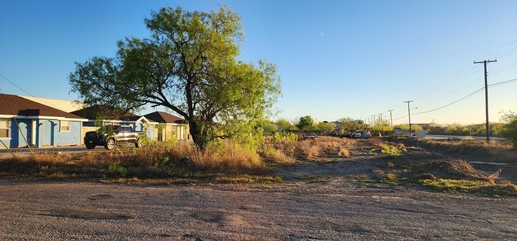 0.46 acres in Maverick County - photo 6
