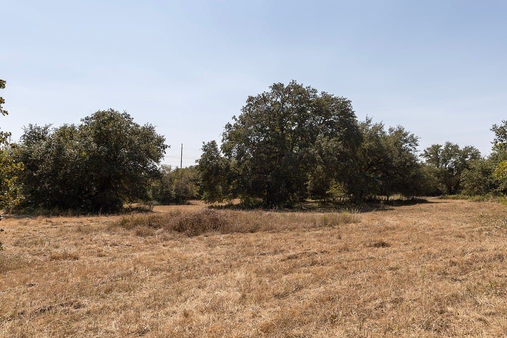 7.69 acres in Fayette County - photo 4