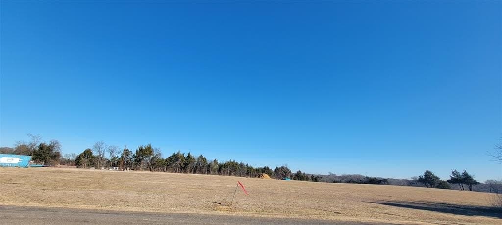 1.54 acres in Ellis County - photo 2