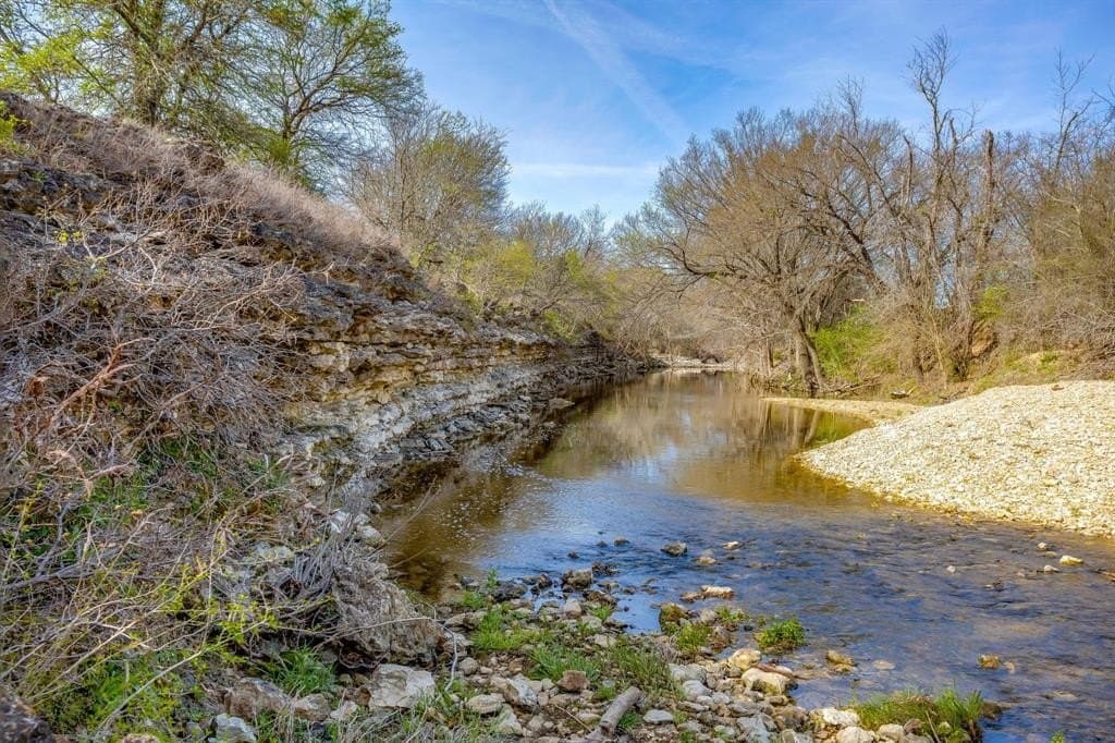 135.55 acres in Hill County - photo 16