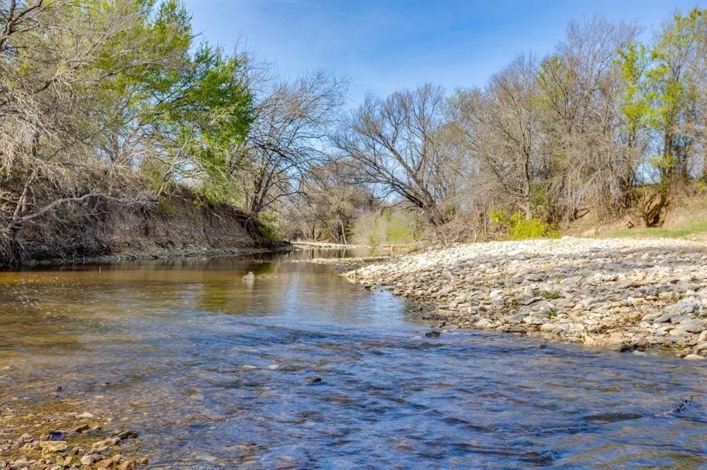135.55 acres in Hill County - photo 25