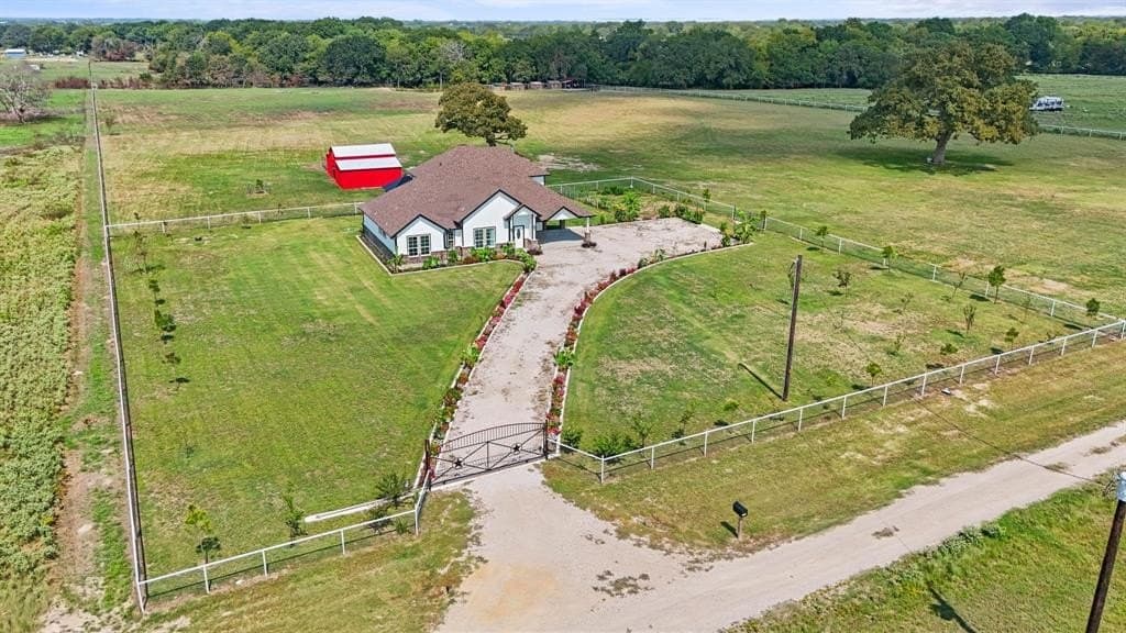 10.66 acres in Van Zandt County - photo 26