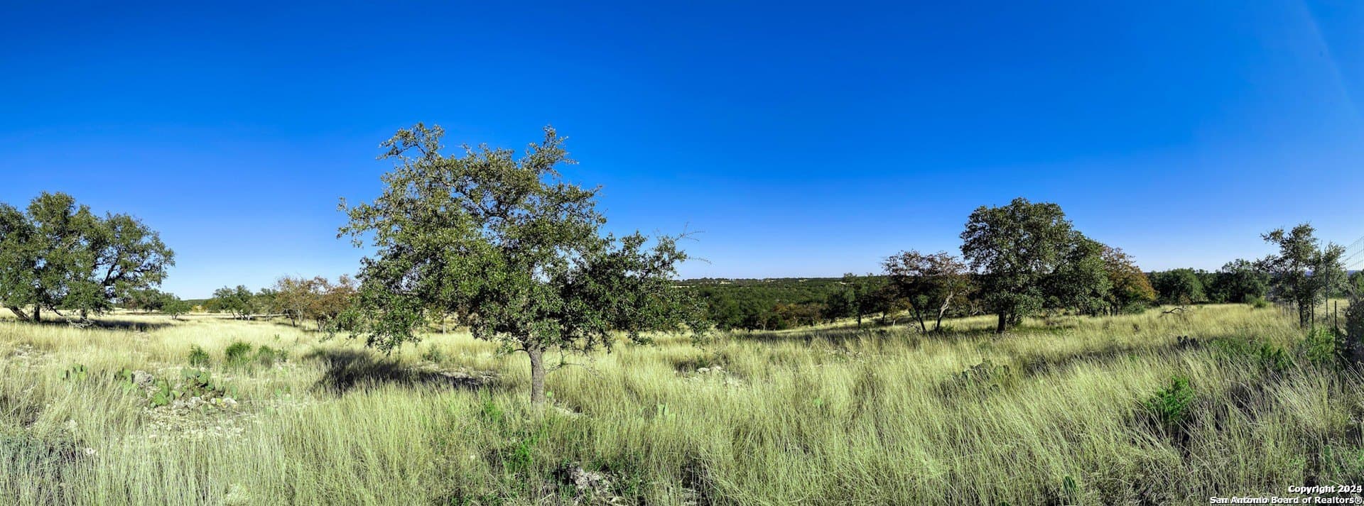 4.47 acres in Gillespie County - photo 4