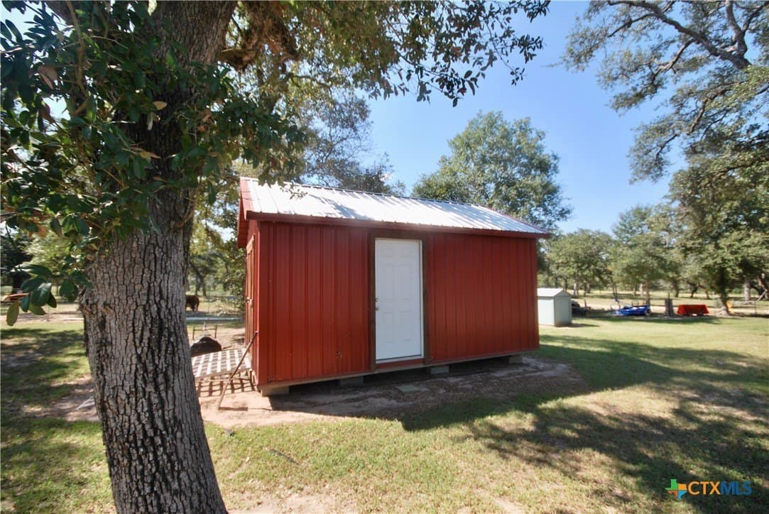 72.4 acres in Lavaca County - photo 24