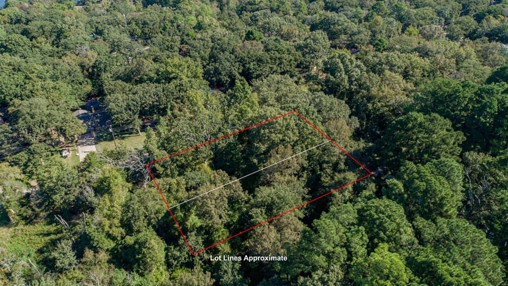 0.42 acres in Van Zandt County - photo 8