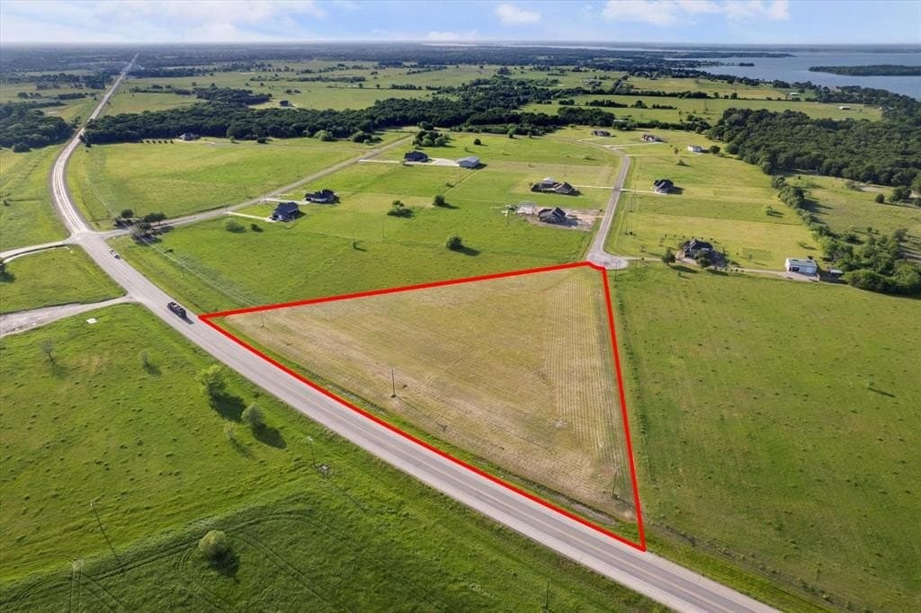 5.02 acres in Navarro County - photo 9