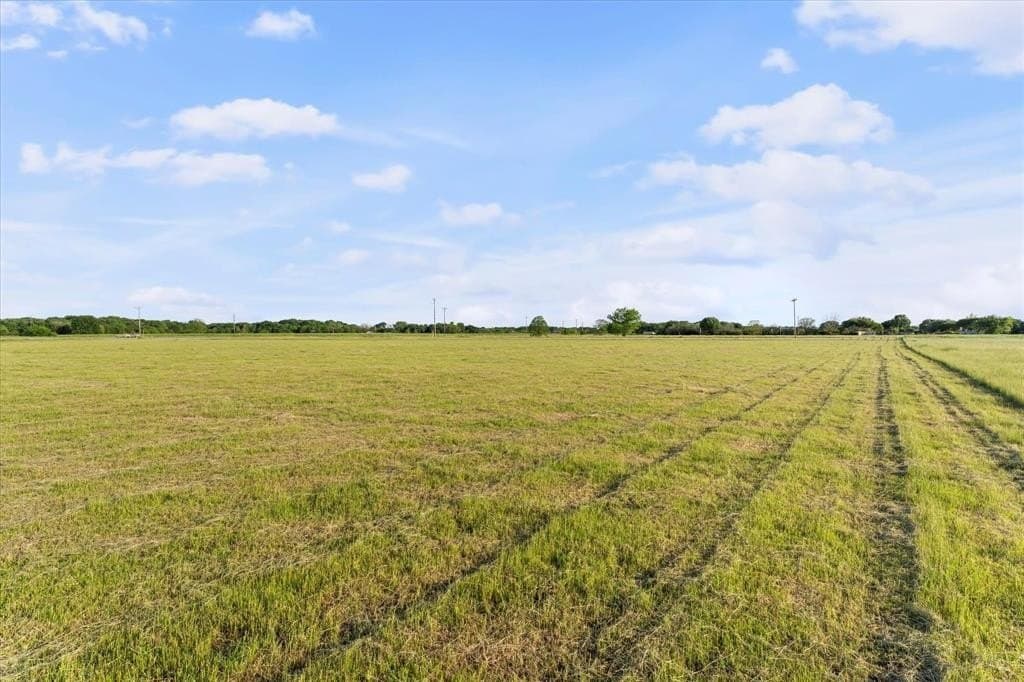 5.02 acres in Navarro County - photo 18