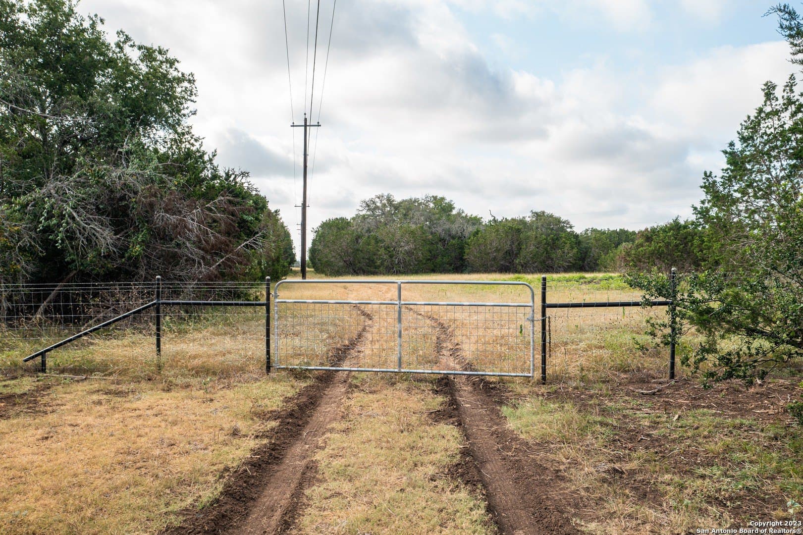 25 acres in Bandera County - photo 47
