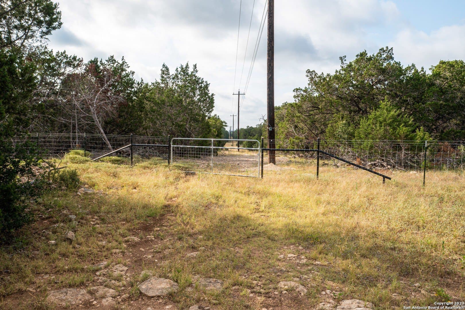 25 acres in Bandera County - photo 18