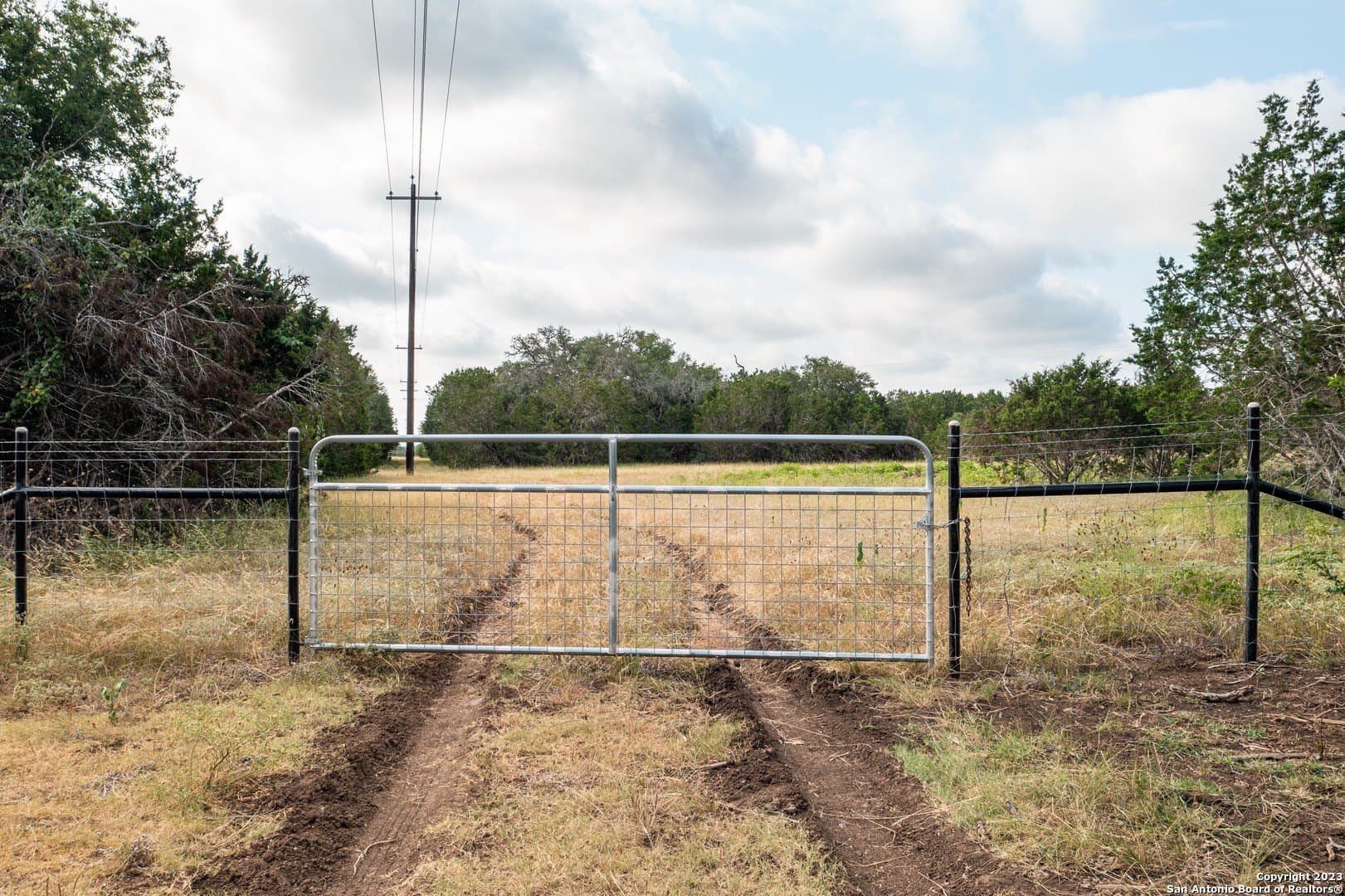 25 acres in Bandera County - photo 48