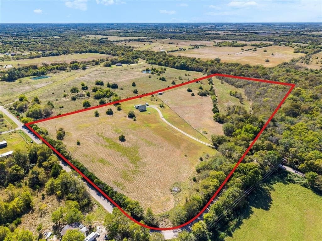 5512 County Road 1042