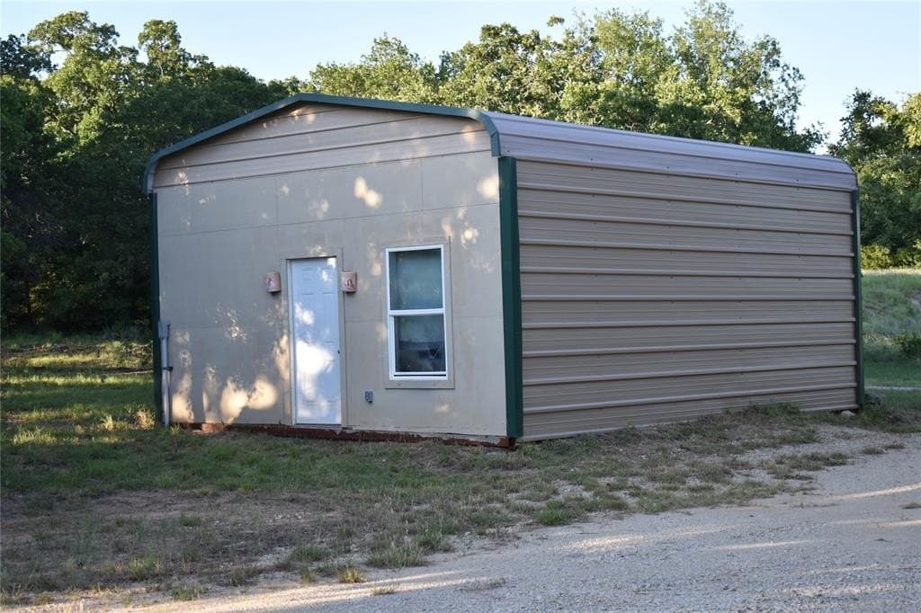 10.75 acres in Montague County - photo 12