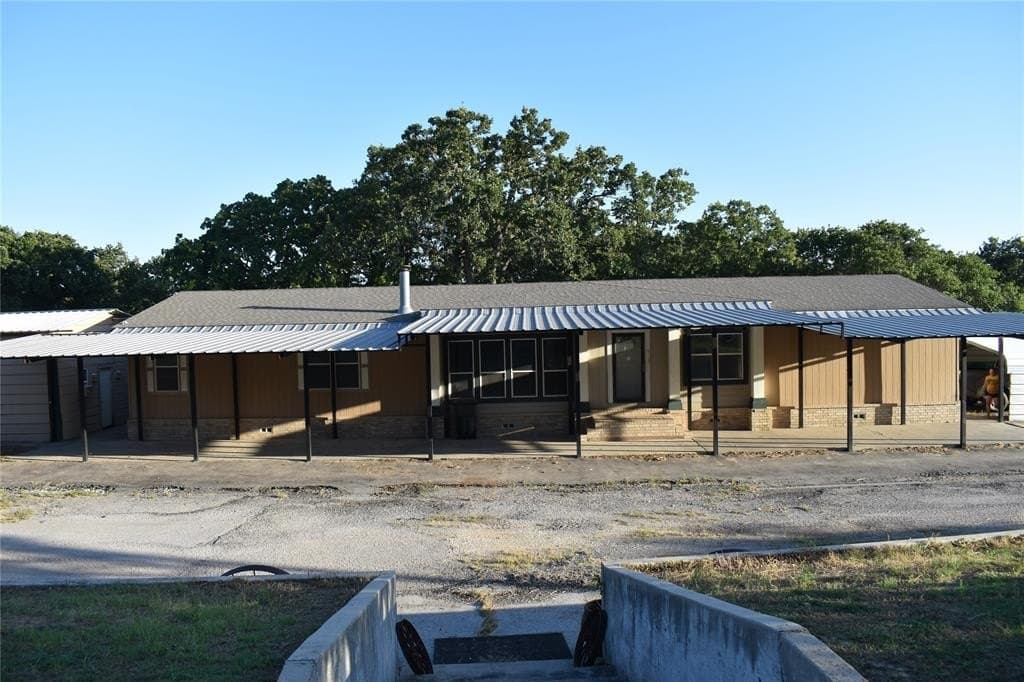 10.75 acres in Montague County - photo 15
