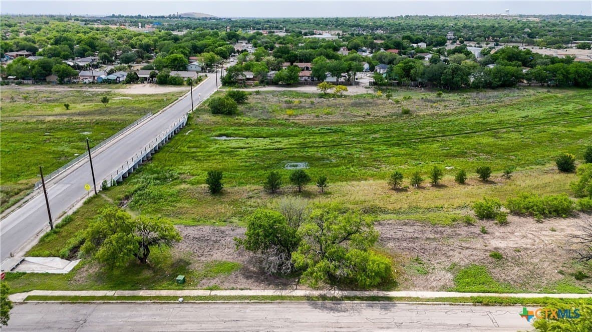 1.06 acres in Bexar County - photo 15