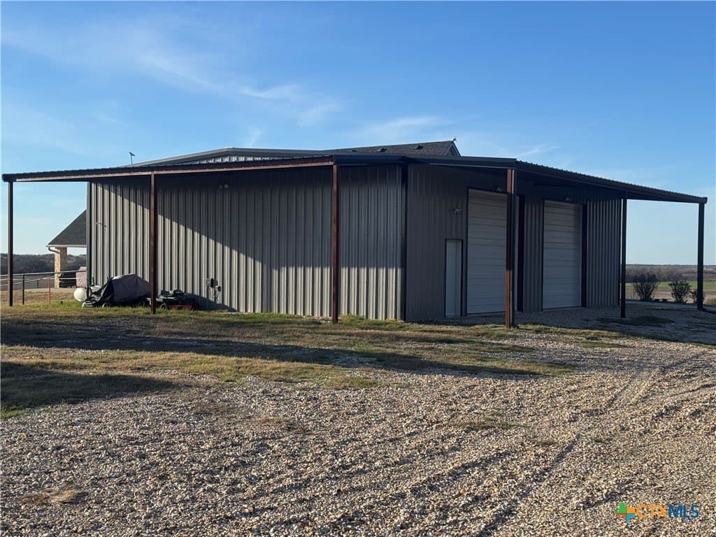 37.81 acres in Hill County - photo 30